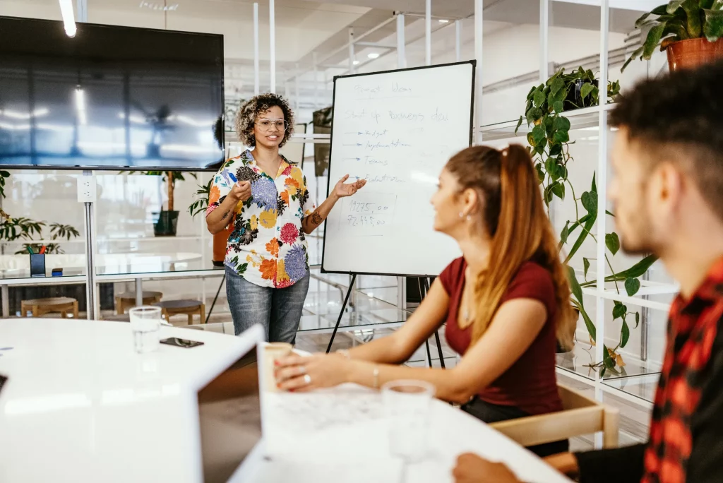 Cómo CANACOPE apoya en la promoción de tu negocio durante eventos como El Buen Fin