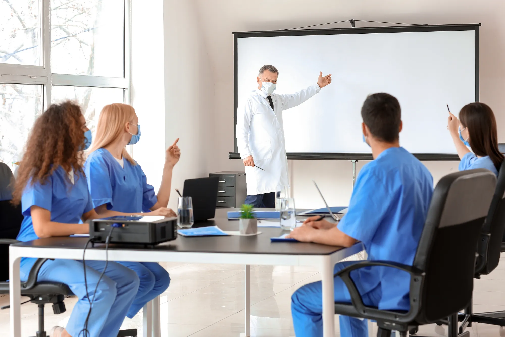 Beneficios de los convenios de canacope con clínicas y universidades